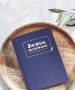 Journal & chaussons bleus